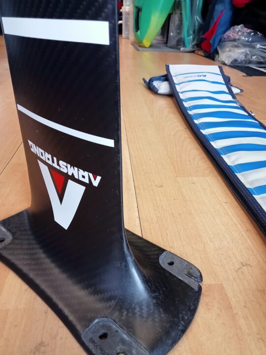 Armstrong V2 Carbon Mast 85cm - Image 3